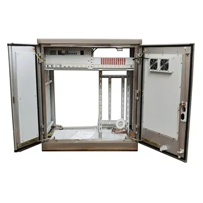 Solar panel with battery output 220v
